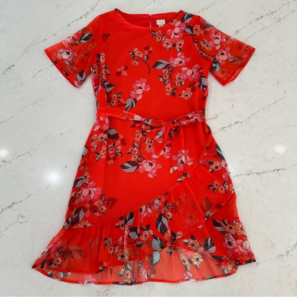 ✨MUST GO✨A New Day Floral Ruffle Dress